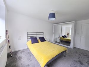 Photo 24- click for photo gallery